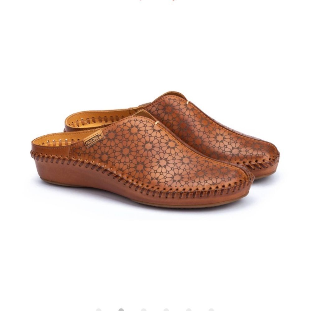 Pikolinos P. Vallarta Top-stitched leather clog size 8.5